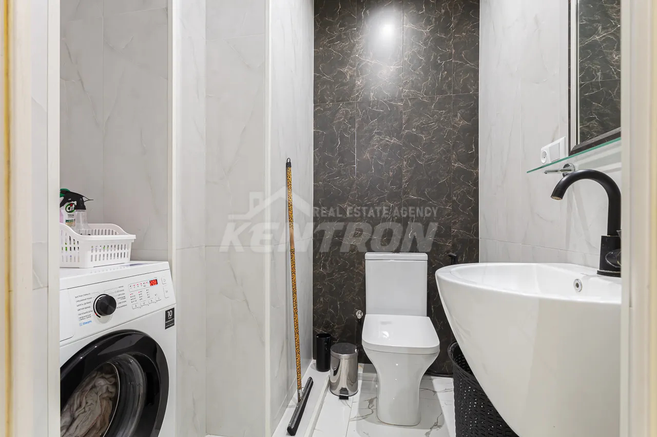 3 bedroom apartment for sale Argishti St, Center Yerevan, 157267