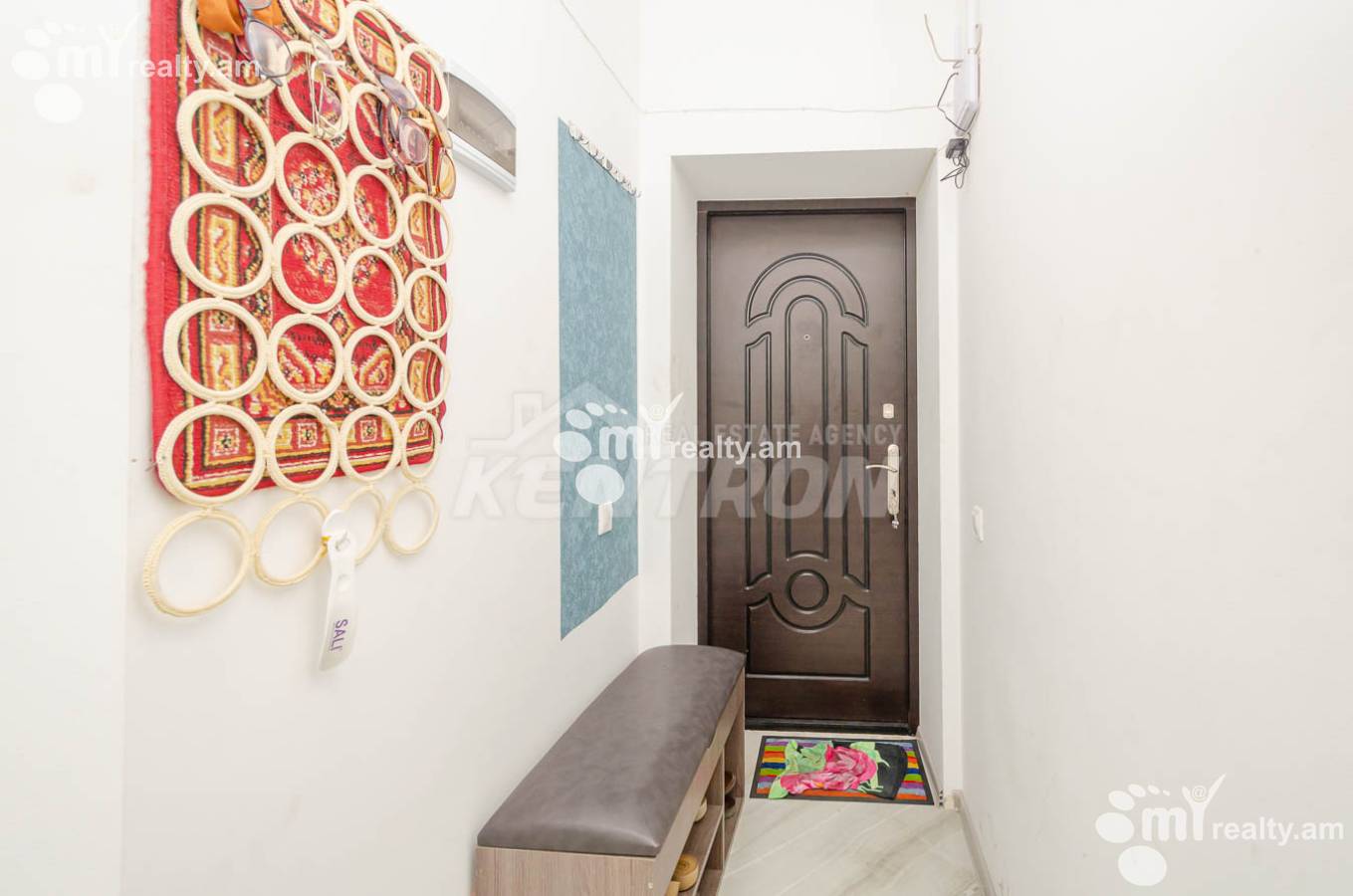 2 սենյականոց բնակարան  Մաշտոցի պող, Կենտրոն Երևան, 139986