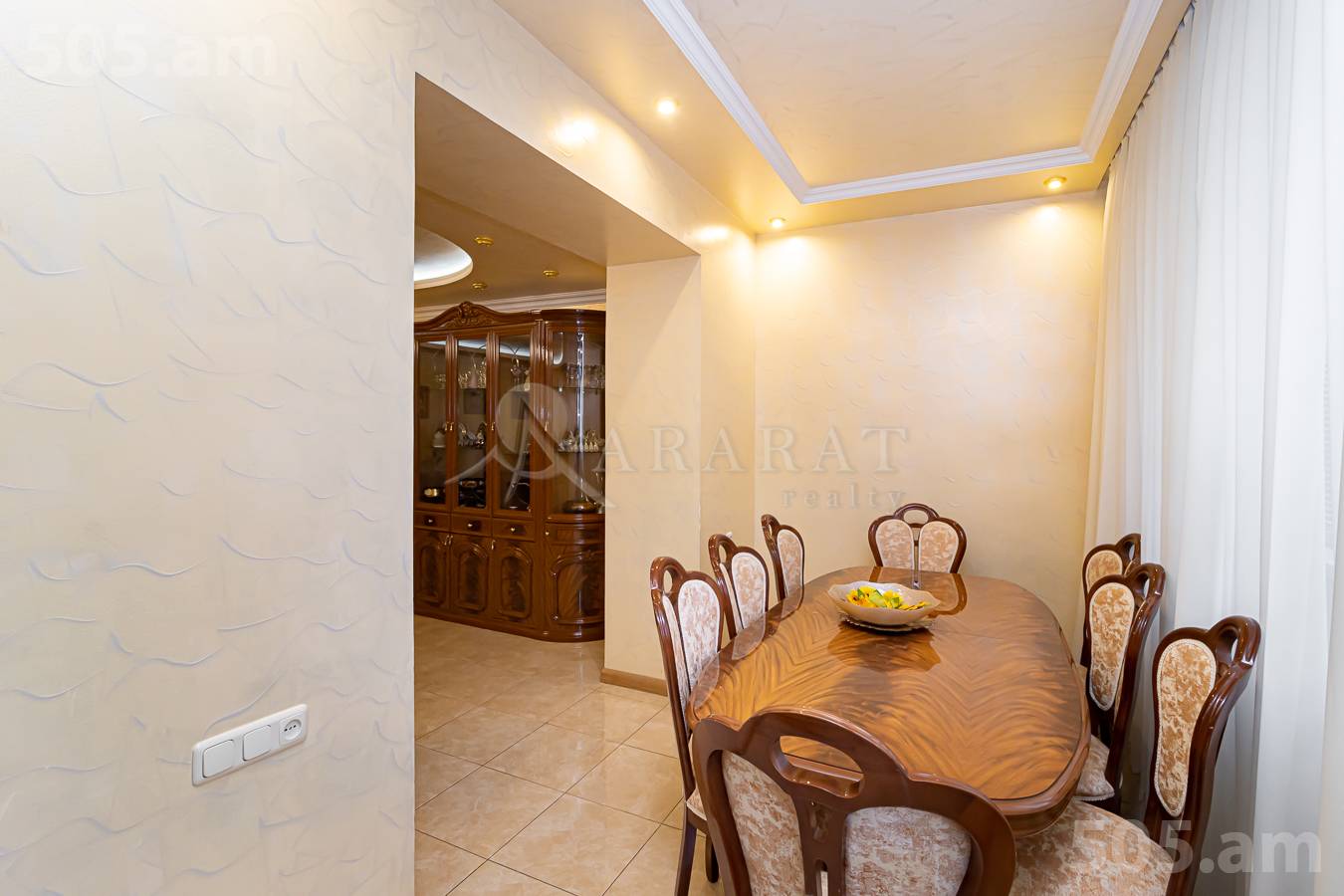 Купить 5 комнатную квартиру Г.Кочар ул, Арабкир Ереван, 154322