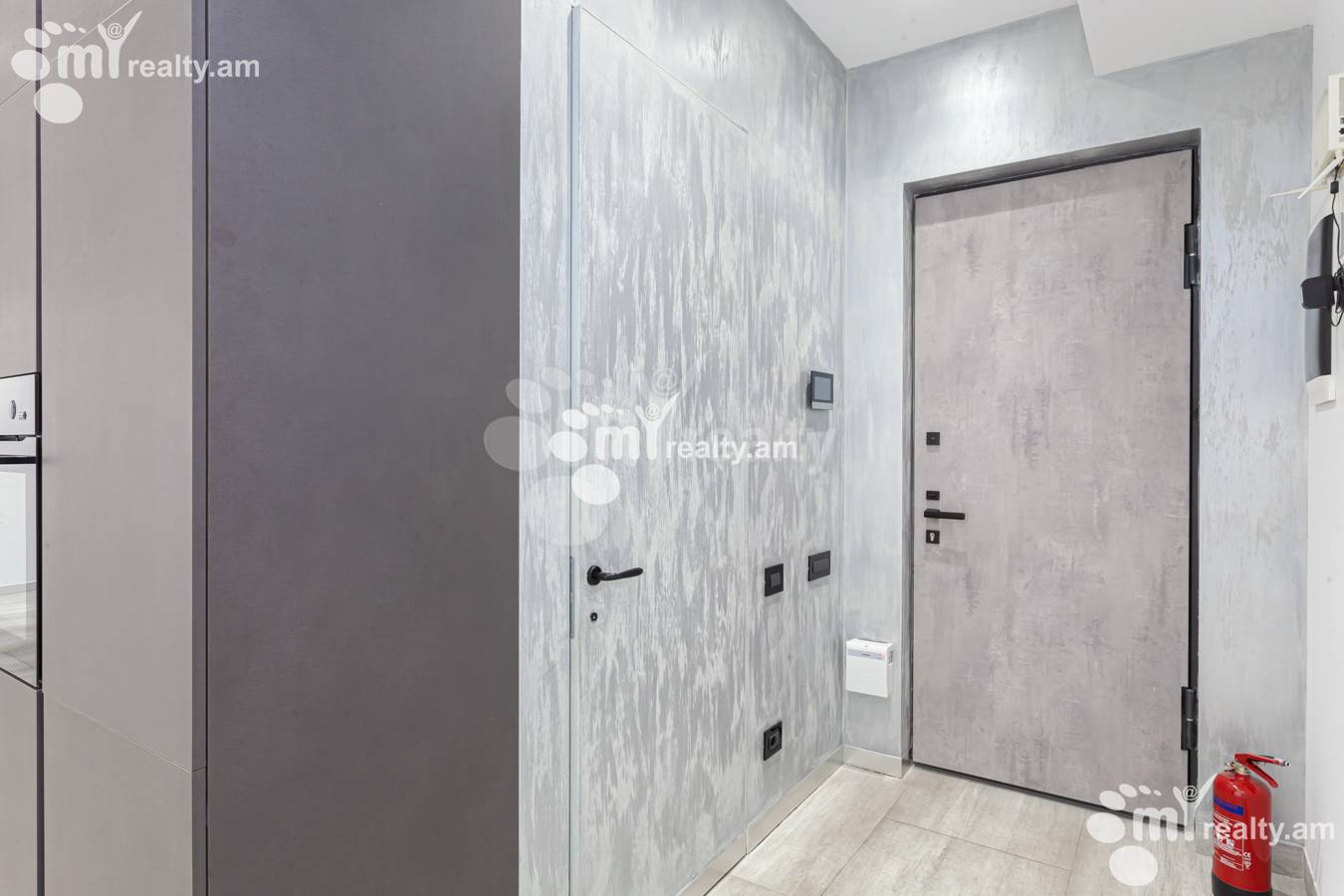 Купить 2 комнатную квартиру Амирян ул, Центр Ереван, 151798