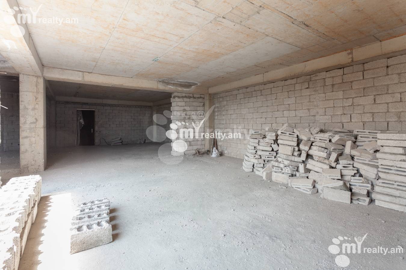 3 bedroom apartment for sale rue d'Amiryan, Center Yerevan, 151788