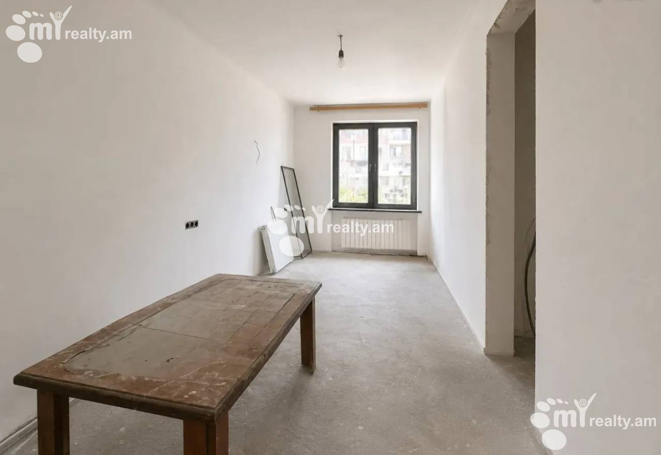 3 bedroom apartment for sale خیابان کومیتاس, عربگیر ایروان, 161197
