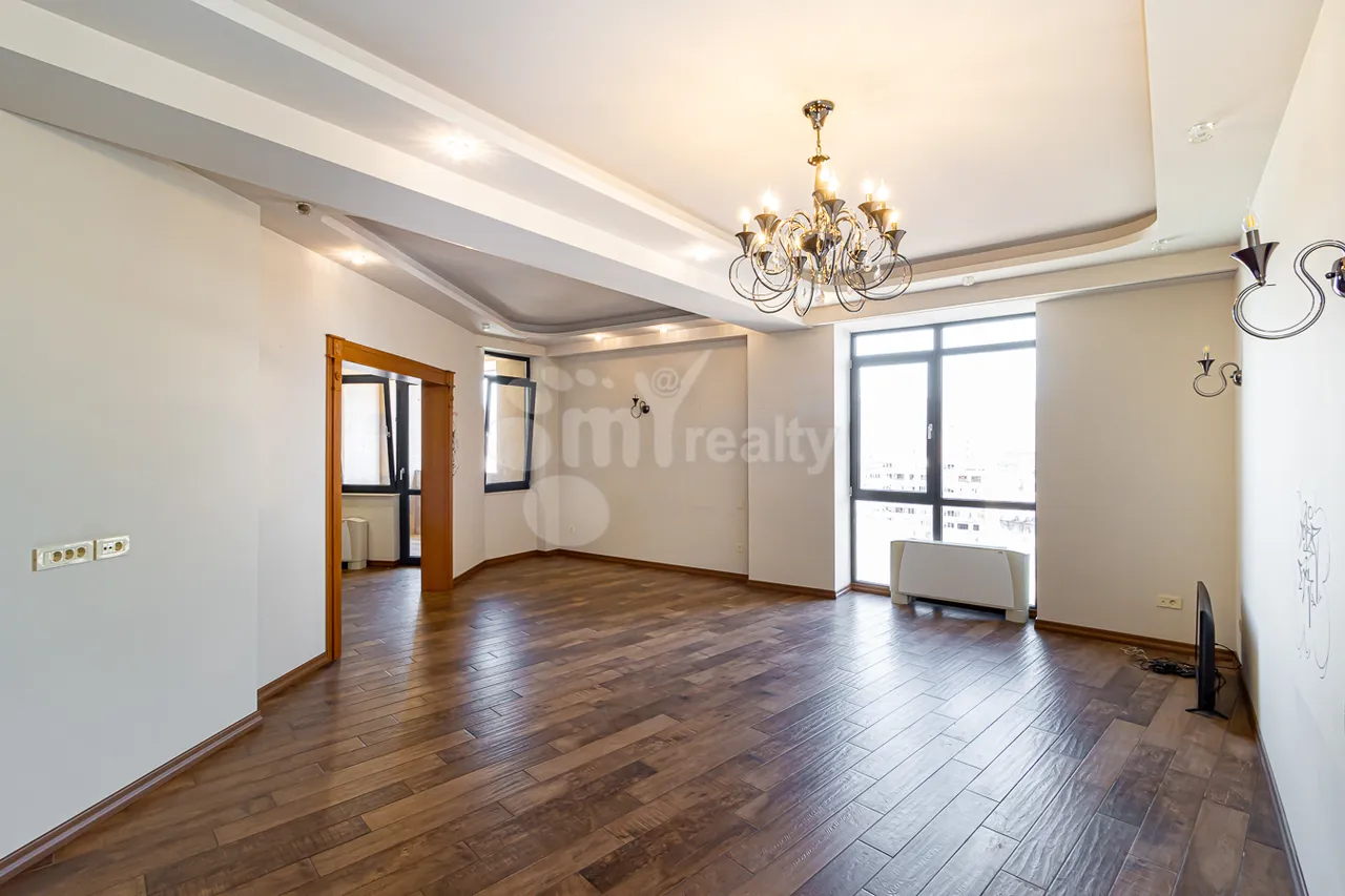 4 bedroom apartment for sale D. Demirchyan St, Center Yerevan, 157282