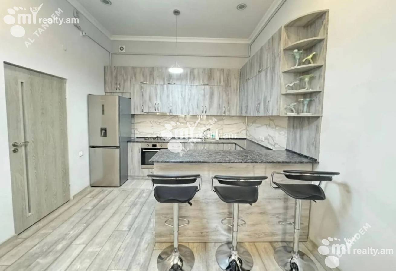 3 bedroom apartment for rent Argishti St, Center Yerevan, 154715