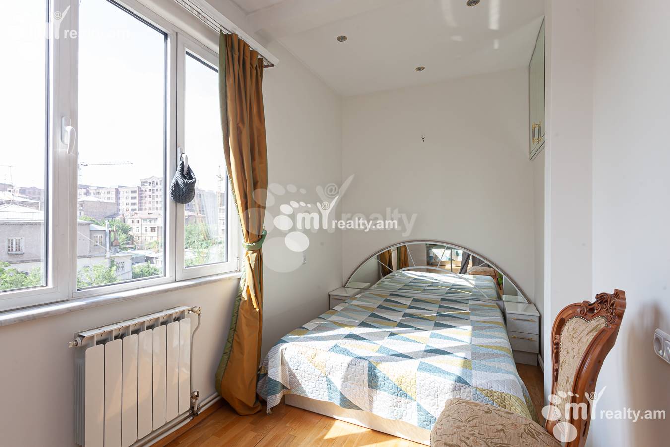 Купить 2 комнатную квартиру Азатутян пр, Арабкир Ереван, 156033