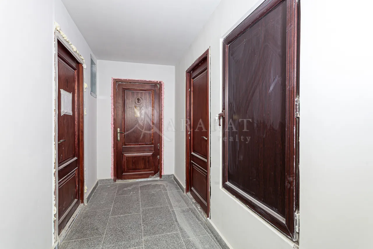 3 bedroom apartment for sale Leningradyan St, Adshapnjak Yerevan, 157520