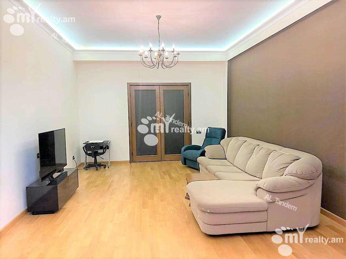 4 bedroom apartment for sale Aram St, Center Yerevan, 130071