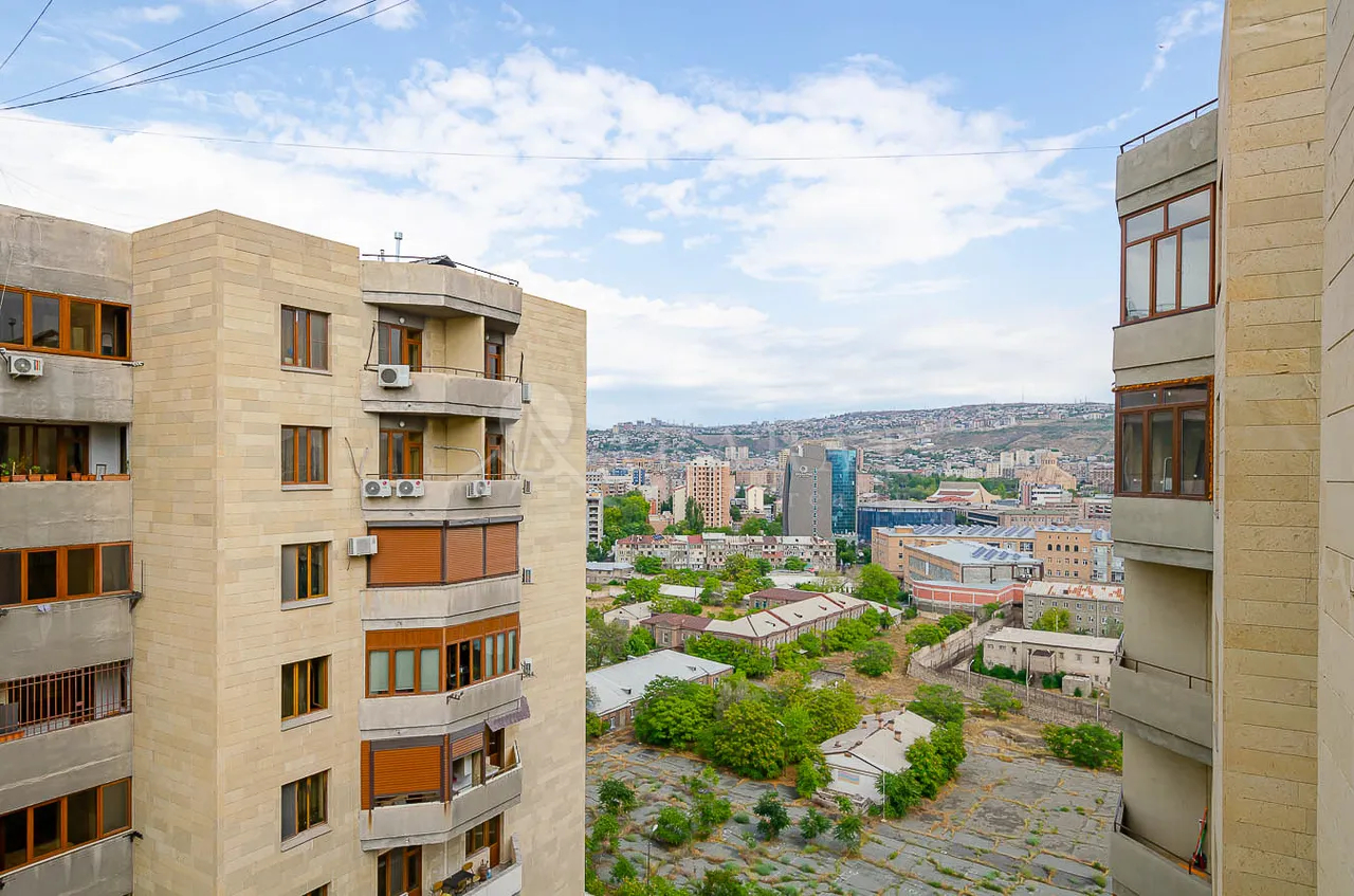 3 bedroom apartment for sale Argishti St, Center Yerevan, 157866
