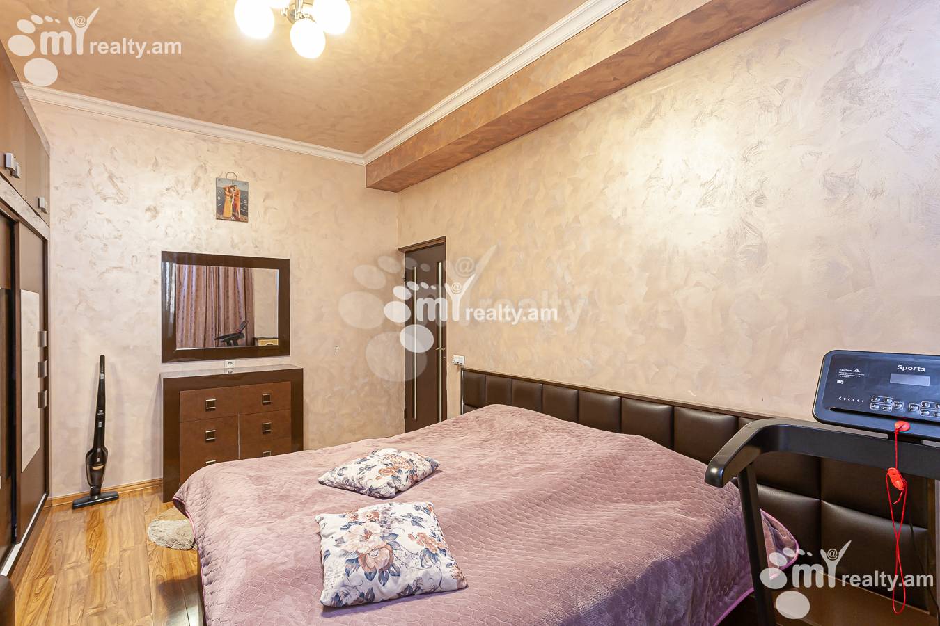 Купить 3 комнатную квартиру Царав Ахбюр ул., Аван Ереван, 142957