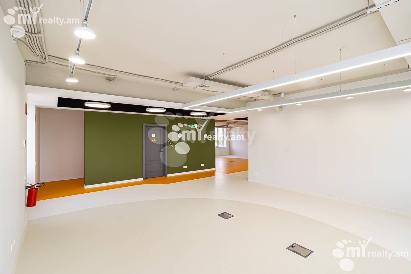Снять коммерческoе помещение З. Саркаваг ул., Канакер-Зейтун Ереван, 148866