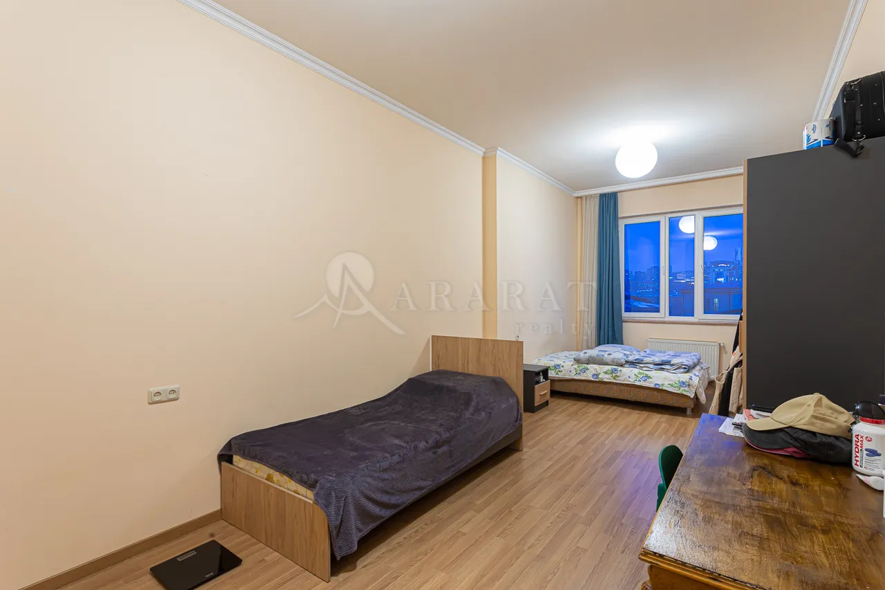 3 bedroom apartment for sale خیابان تِریان, مرکز شهر ایروان, 159607