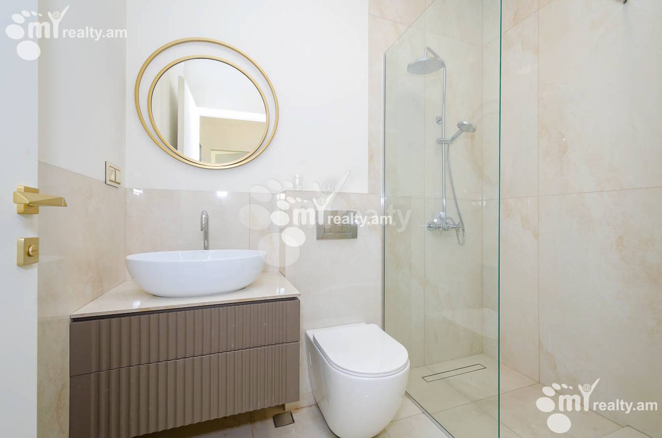 4 սենյականոց բնակարան վարձով Անտառային, Գ.Էմինի փող., Կենտրոն Երևան, 153304