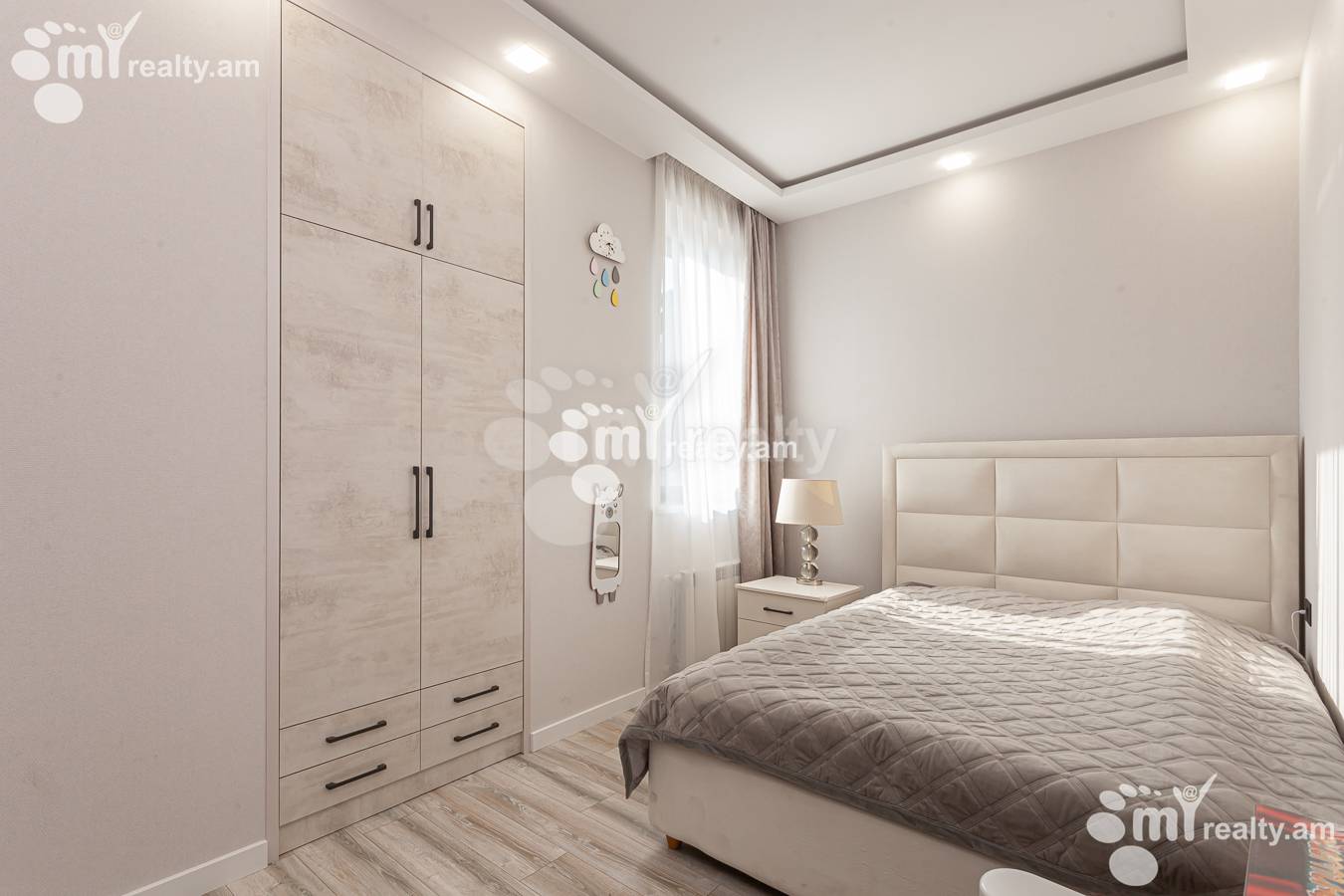 5 bedroom apartment for sale خیابان تومانیان, مرکز شهر ایروان, 154692