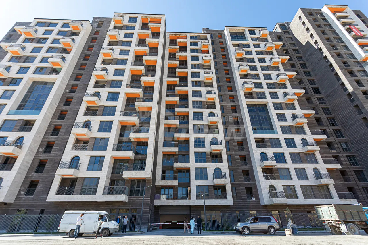 3 սենյականոց բնակարան  Լենինգրադյան փ, Մալաթիա-Սեբաստիա Երևան, 159281