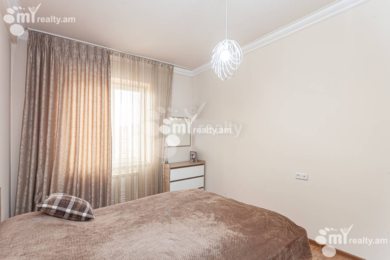 3 bedroom apartment for sale Davtashen 3 district, Davtachène Yerevan, 149560