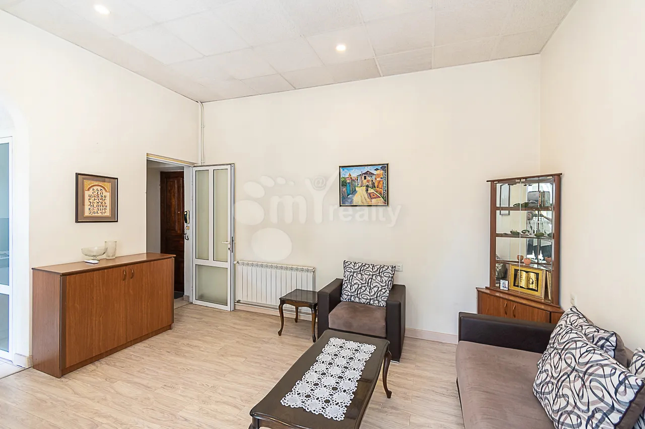 2 bedroom apartment for rent Moskovyan St, Center Yerevan, 161619