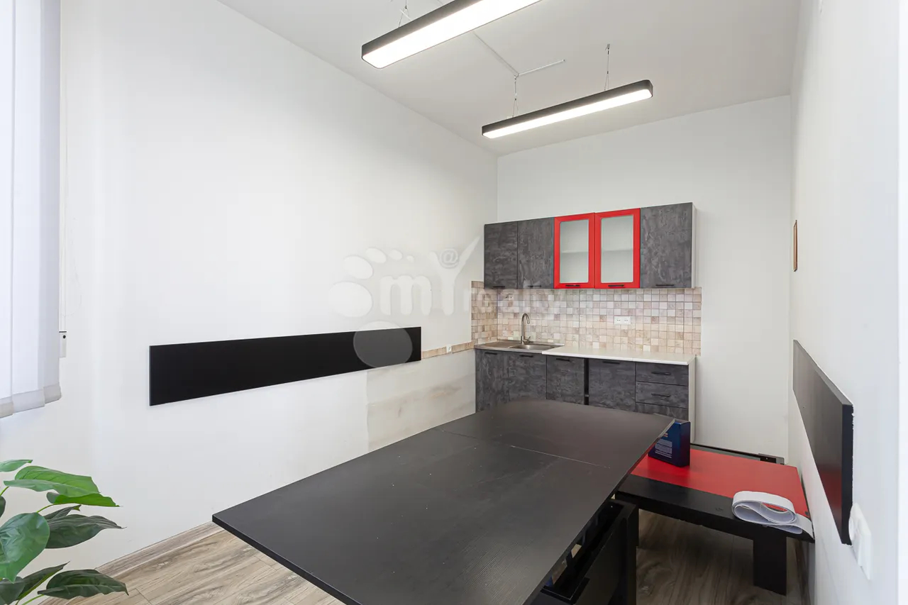 Commercial property for rent V.Papazyan St, Arabkir Yerevan, 160453