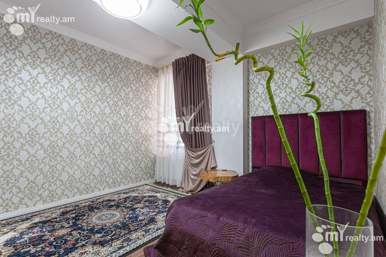 3 bedroom apartment for rent Buzand St, Center Yerevan, 155629