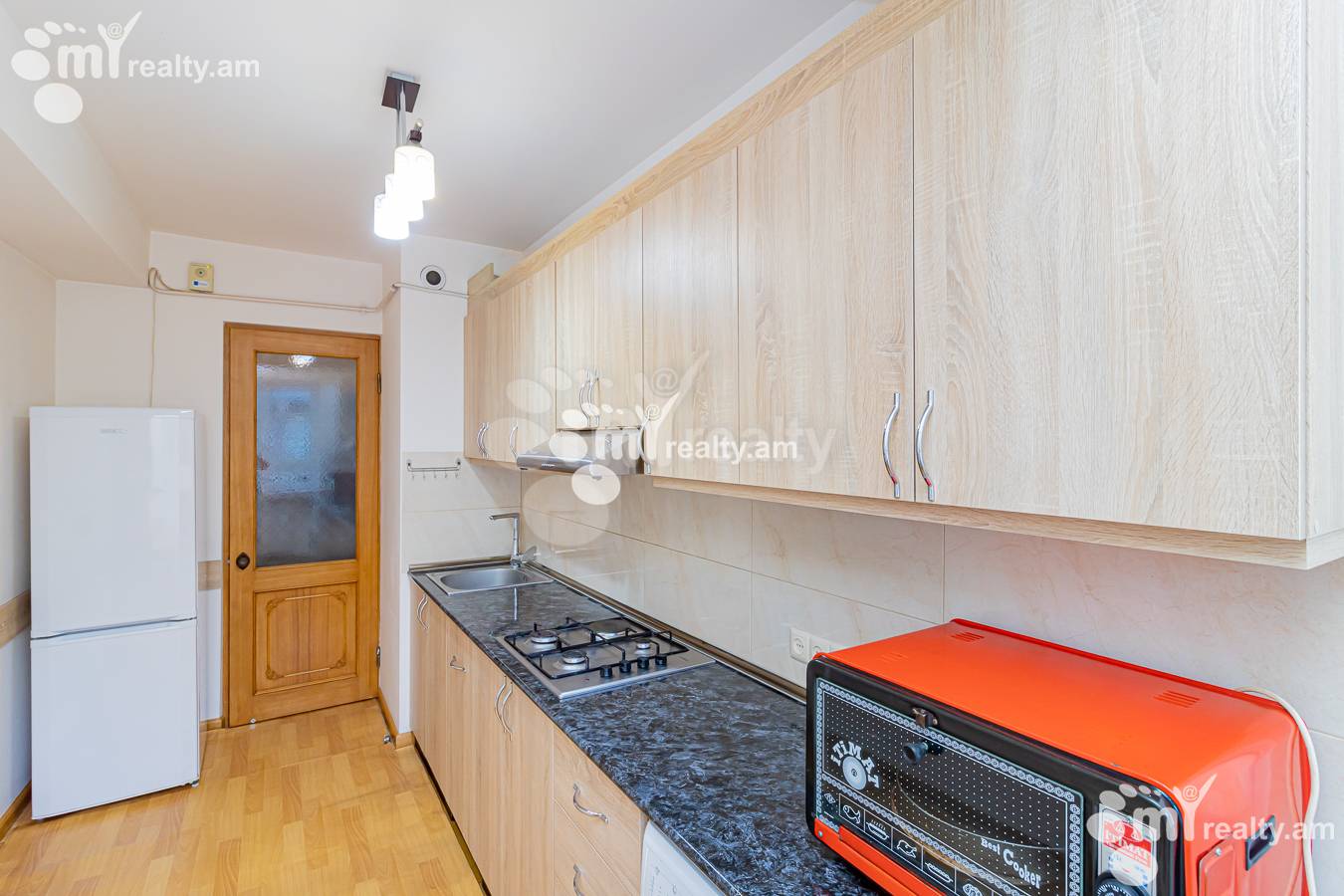 3 սենյականոց բնակարան վարձով Երզնկյան փող, Արաբկիր Երևան, 150515