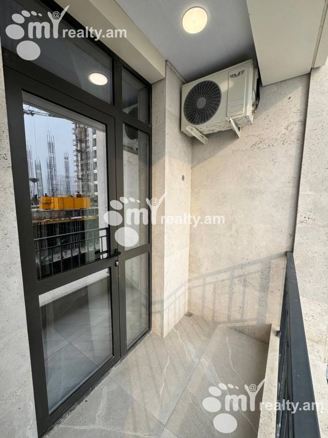 Купить 3 комнатную квартиру Аршакуняц пр, Центр Ереван, 158649