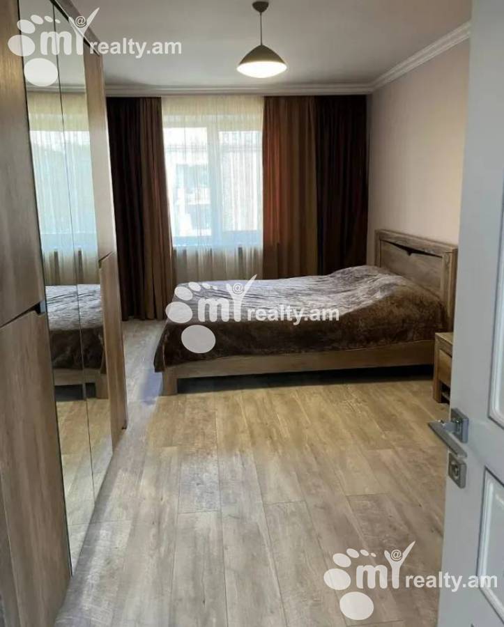 4 bedroom apartment for rent V.Vagharshyan St, Arabkir Yerevan, 143545
