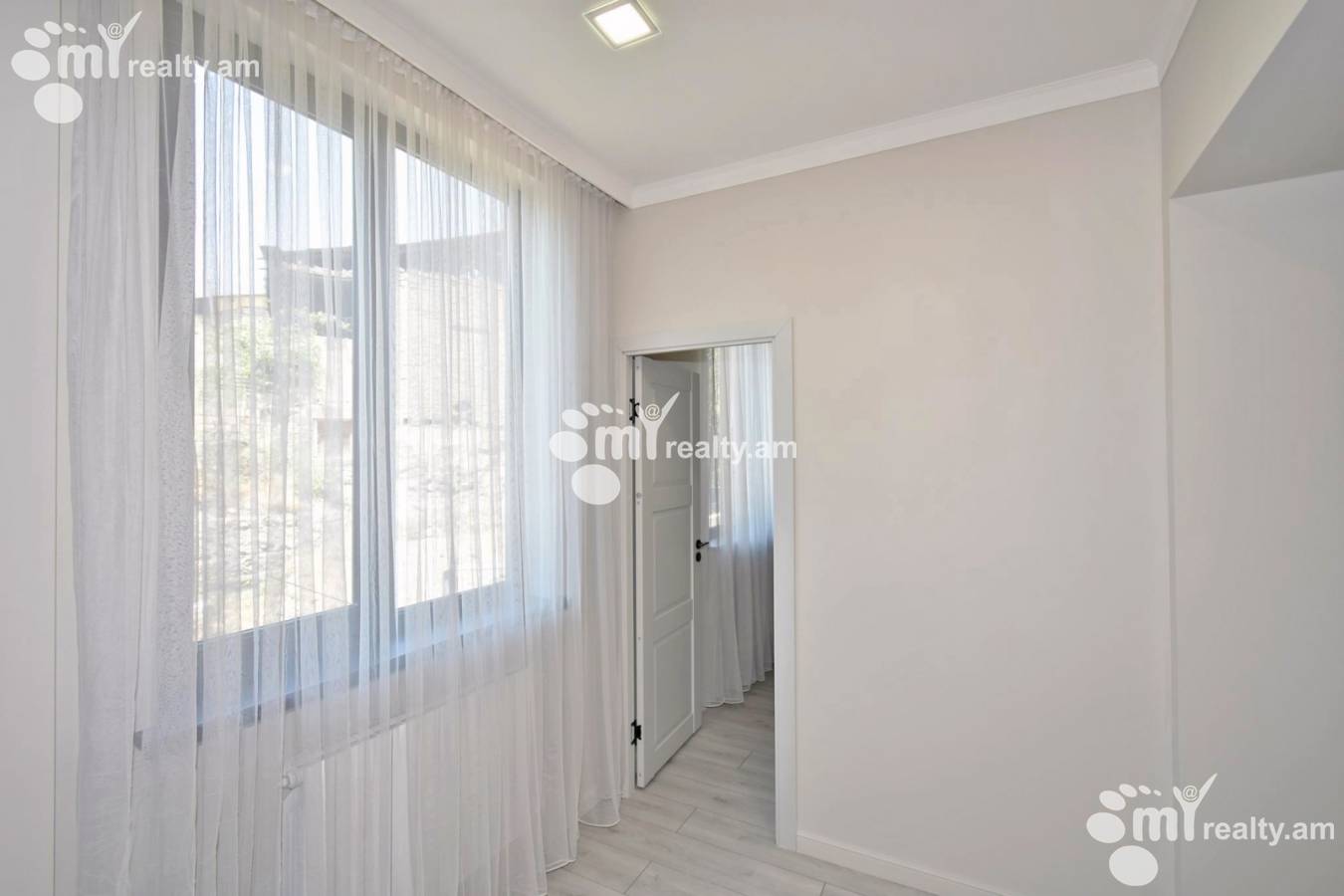 3 bedroom apartment for sale Vratsakan St, Arabkir Yerevan, 158692