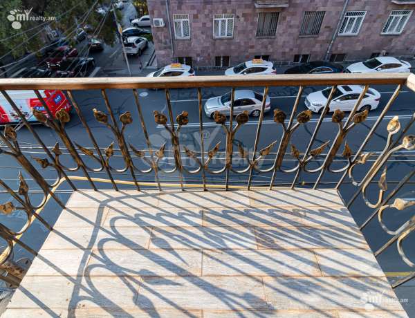 2-senyakanoc-bnakaran-vacharq-Yerevan-Center