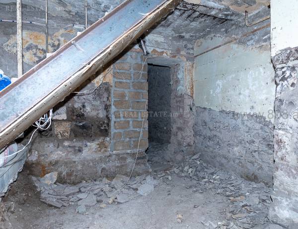 komercion-vacharq-Yerevan-Center