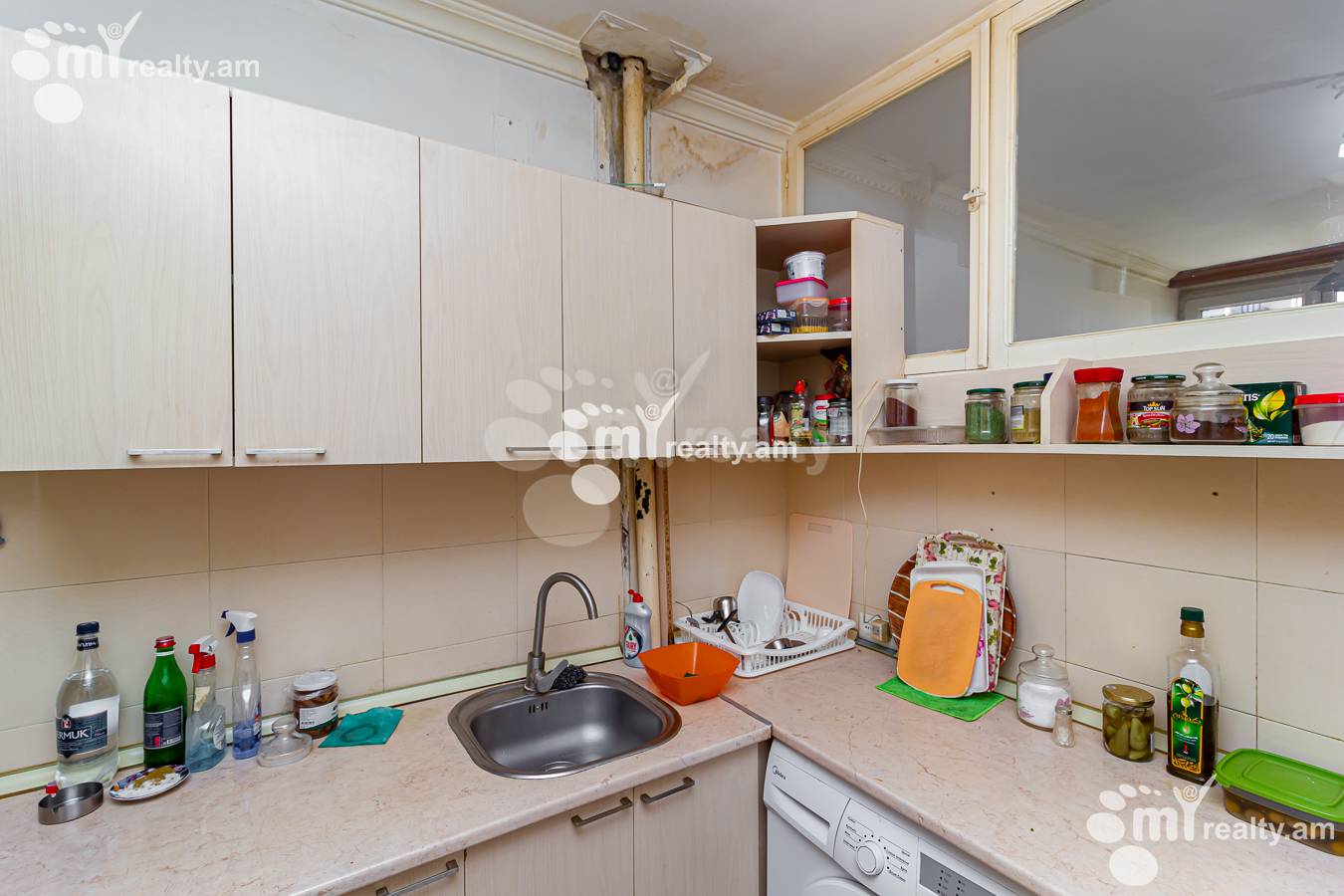 Купить 2 комнатную квартиру Сарян ул, Центр Ереван, 151465