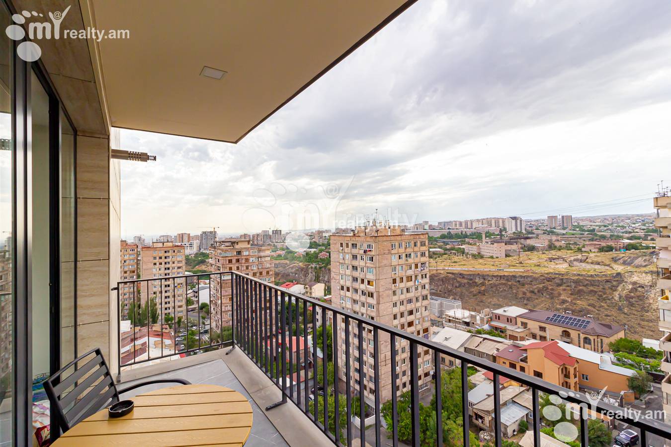 3 bedroom apartment for sale A. Khachatrian St, Arabkir Yerevan, 151646