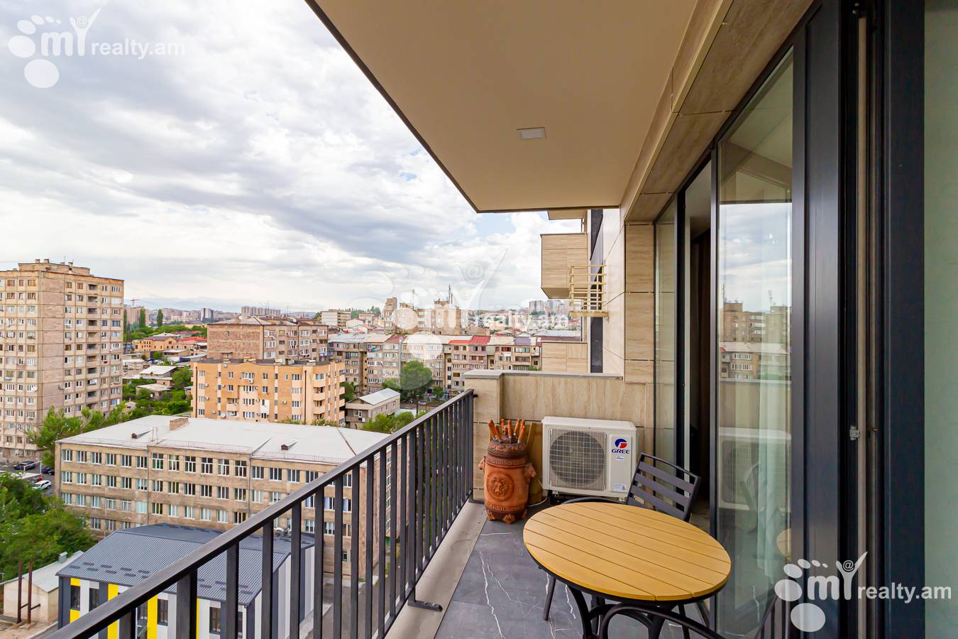 3 bedroom apartment for sale A. Khachatrian St, Arabkir Yerevan, 151646