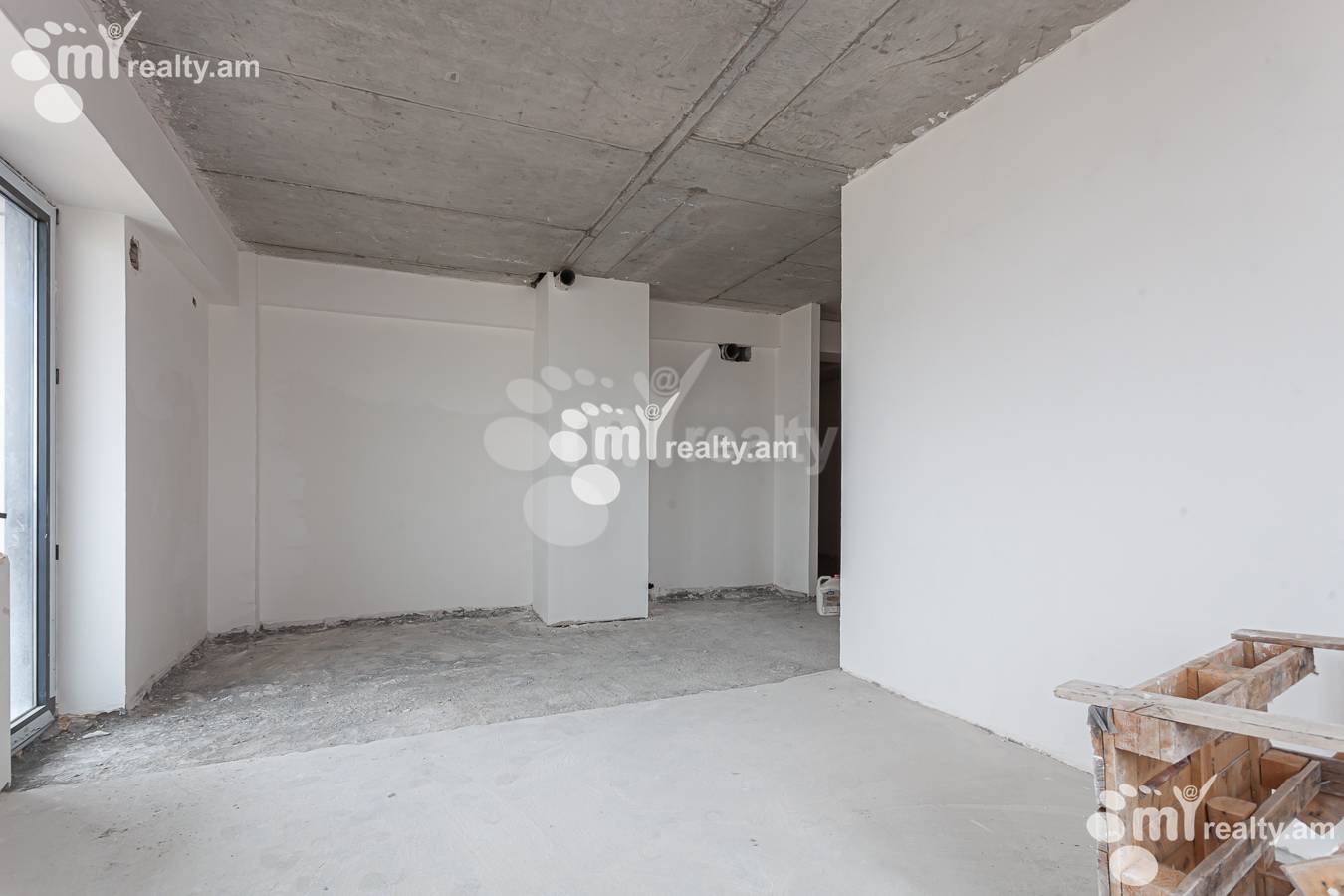 Купить 4 комнатную квартиру Паруйр Севак район, Аван Ереван, 155423