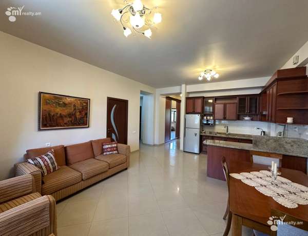 3-senyakanoc-bnakaran-vacharq-Yerevan-Arabkir