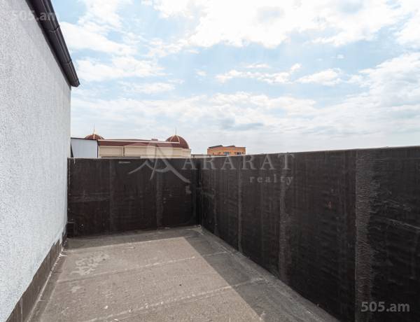 arandznatun-vacharq-Yerevan-Achapnyak