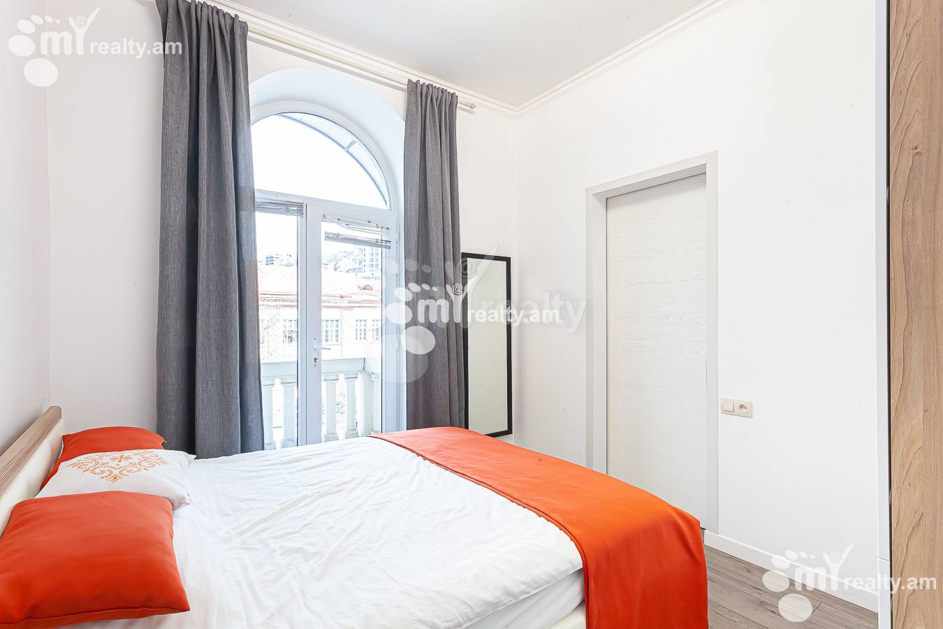 2 bedroom apartment for sale Koryun St, Center Yerevan, 151514