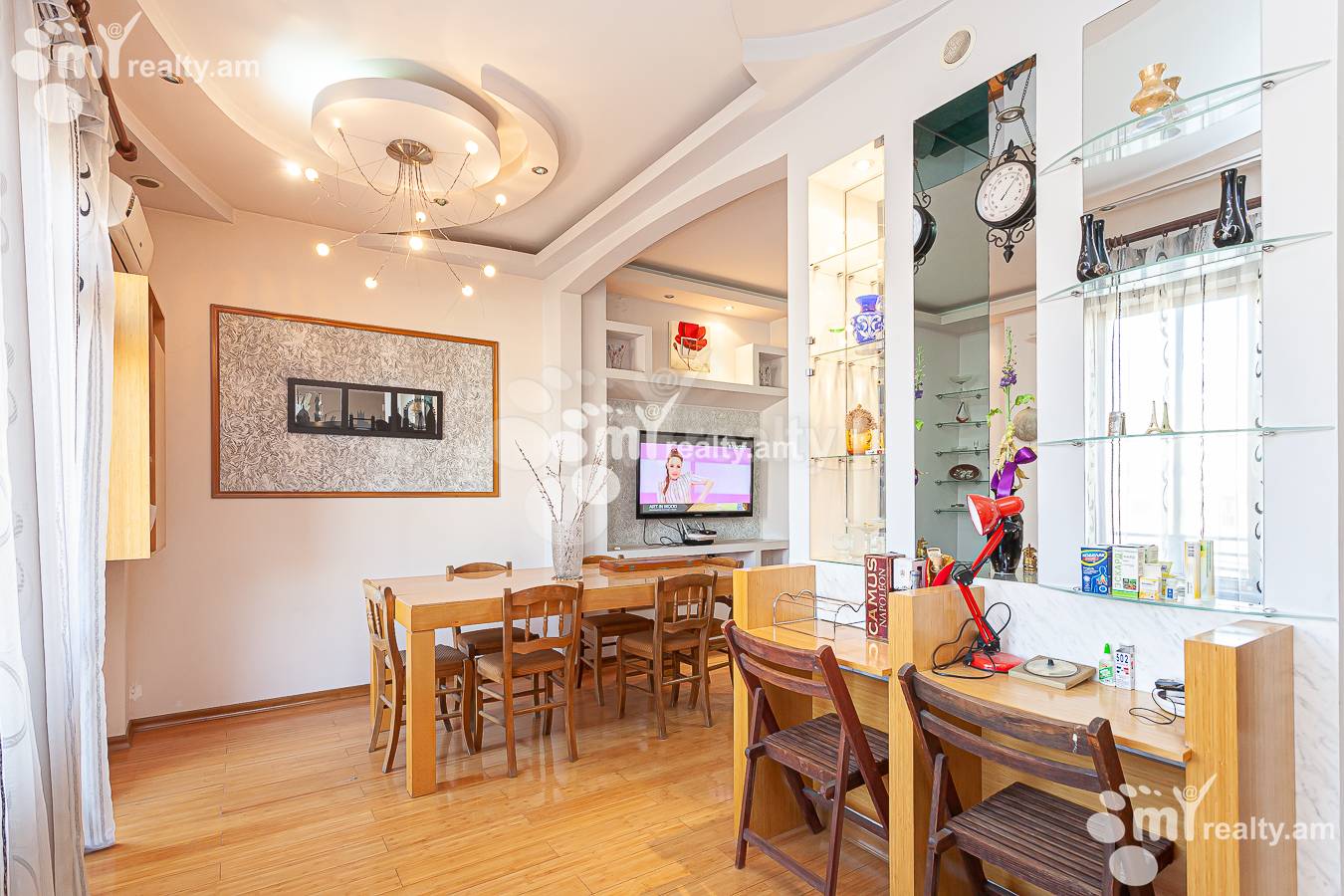 3 bedroom apartment for rent Bayron St, Center Yerevan, 146561