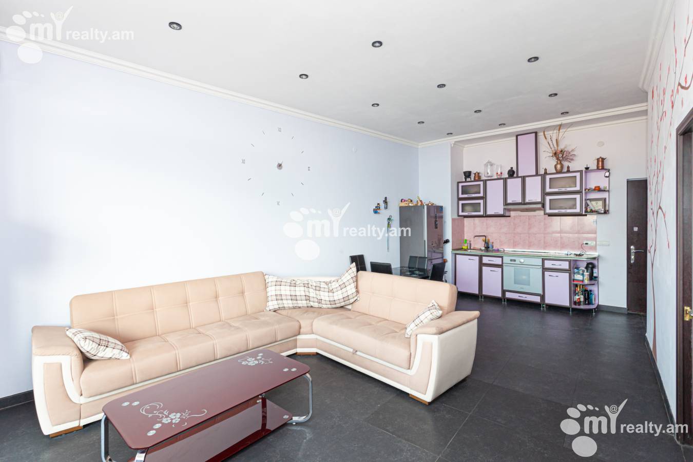 3 bedroom apartment for sale Dzorap St, Center Yerevan, 154223