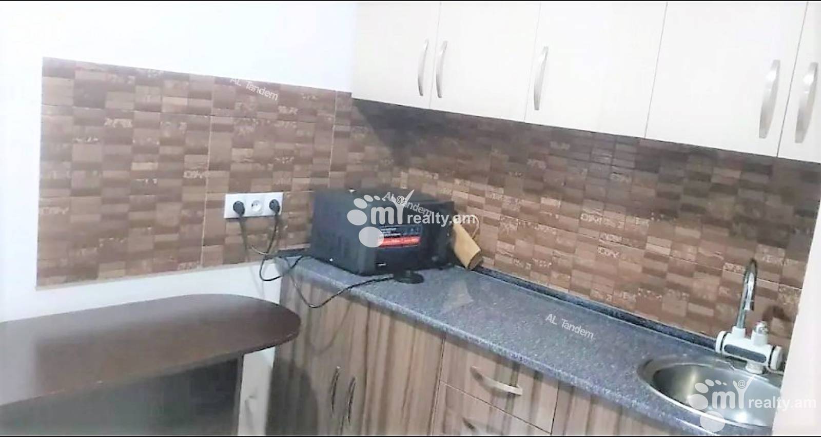 Կոմերցիոն տարածք վարձով Հերացու փող, Կենտրոն Երևան, 127323