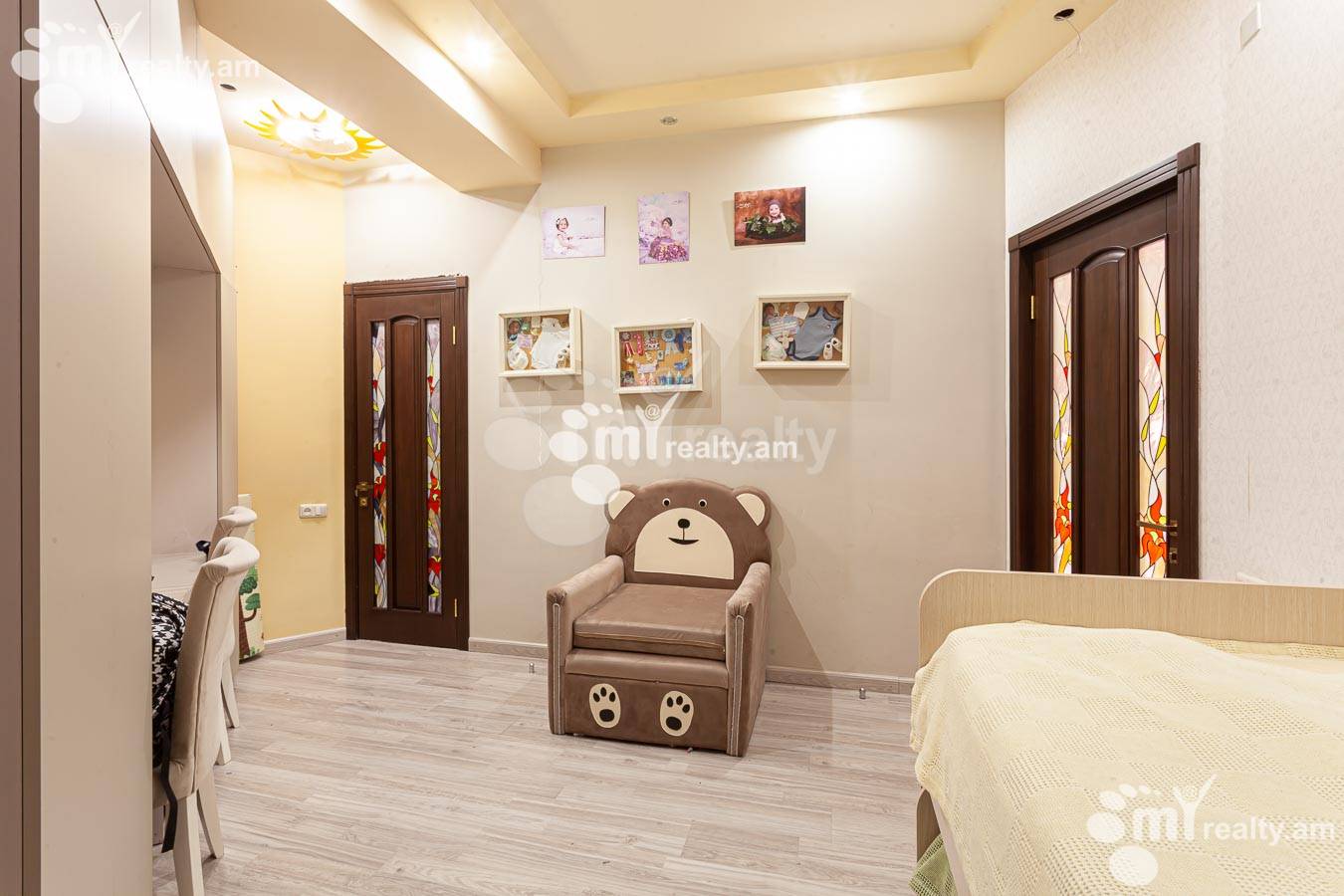 Купить 3 комнатную квартиру Сасна Црер ул., Давташен Ереван, 155084