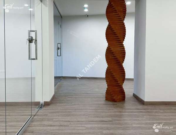 komercion-vacharq-Yerevan-Center