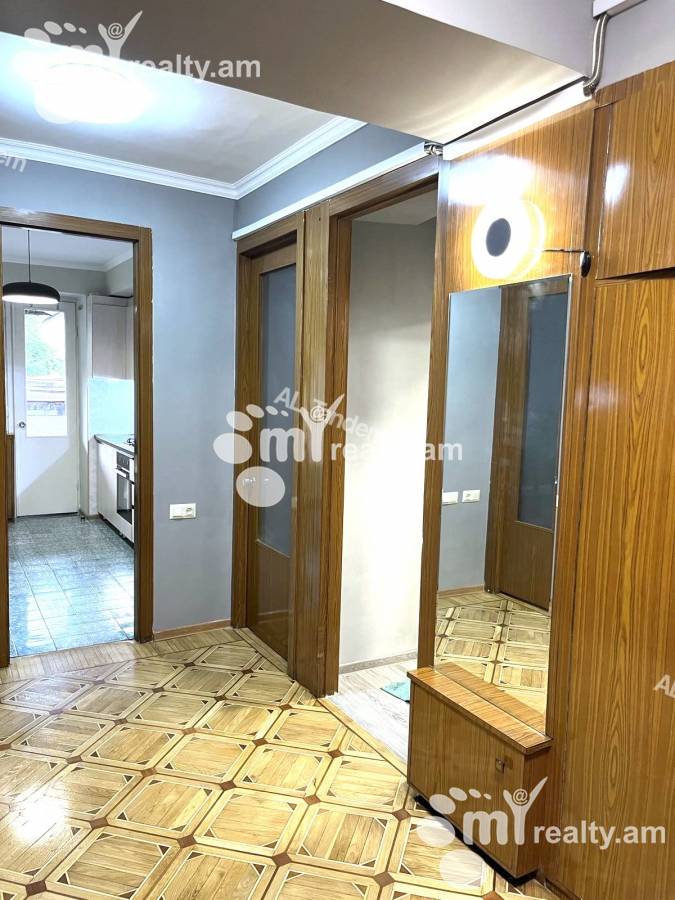 Снять 3 комнатную квартиру Сарян ул, Центр Ереван, 125495