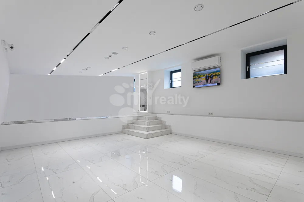 commercial-property-for-rent/Amiryan+St/Center/Yerevan