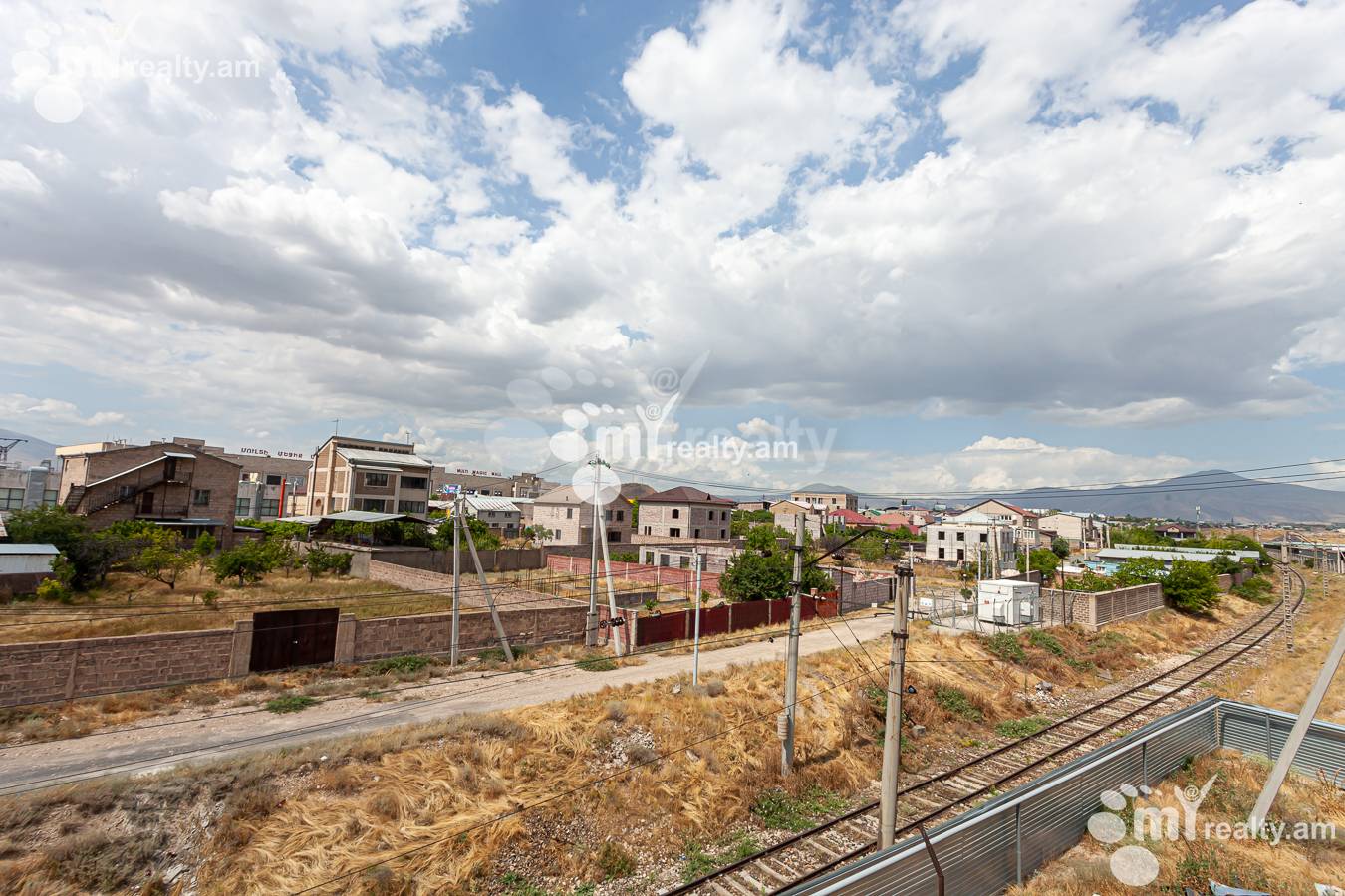 Առանձնատուն  Առինջ Բ 2-րդ փողոց, Աբովյան Կոտայք, 155934