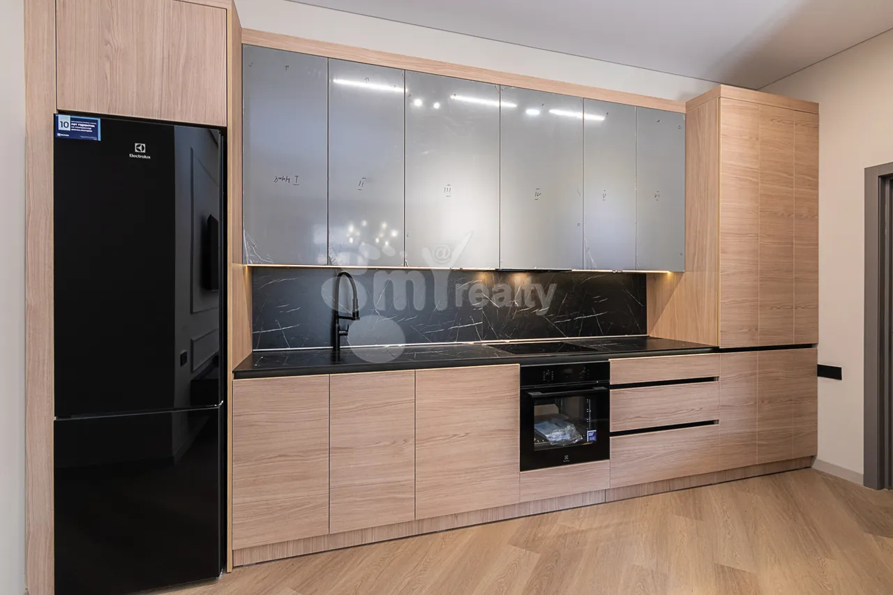 3 bedroom apartment for sale خیابان لِنینگراندیان, آچاپنیاک ایروان, 160200