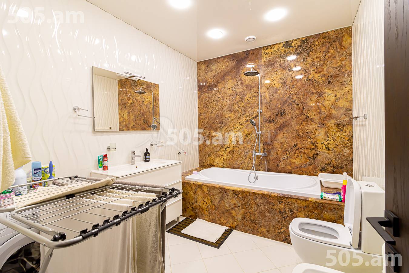 3 bedroom apartment for sale Northern(Hyusisayin)  Ave, Center Yerevan, 152822