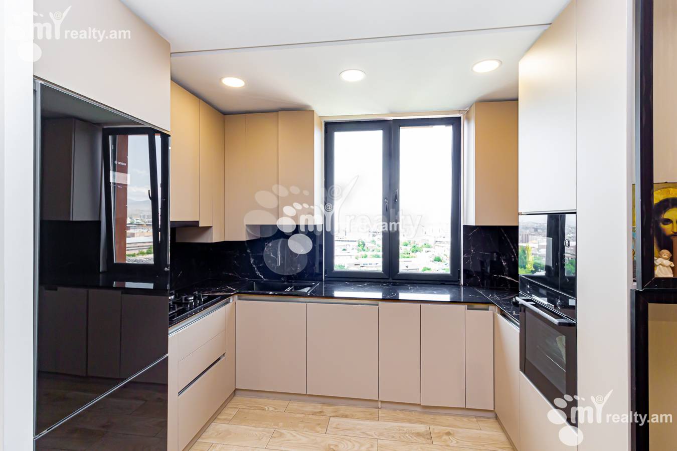3 bedroom apartment for sale Arghutyan St, Arabkir Yerevan, 152257
