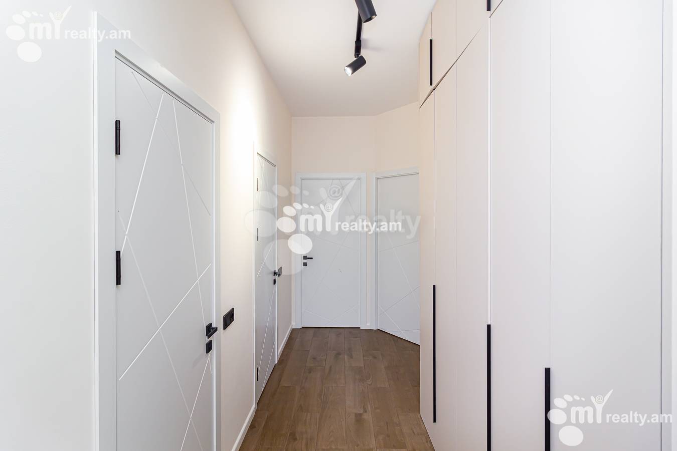 3 bedroom apartment for sale Arghutyan St, Arabkir Yerevan, 152257