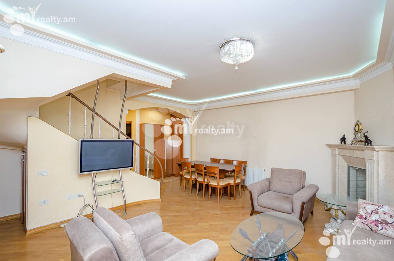 Снять 4 комнатную квартиру Закян ул, Центр Ереван, 154259