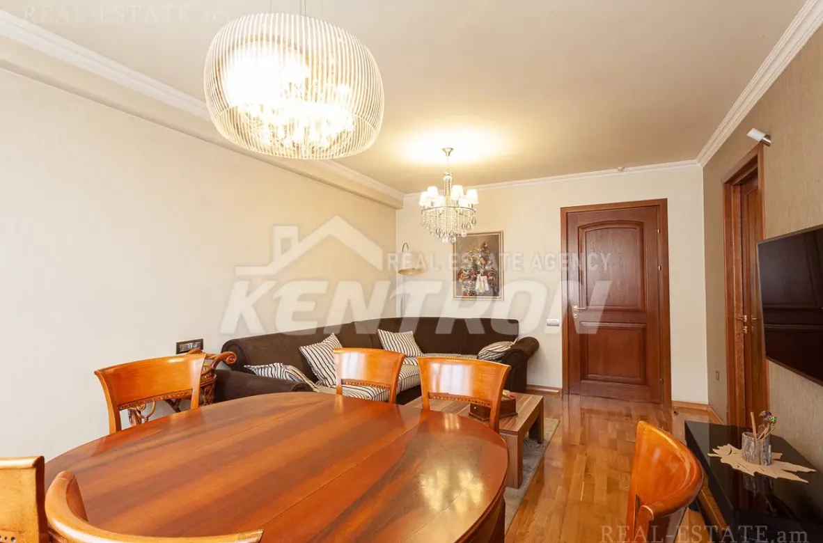 3 սենյականոց բնակարան  Կողբացու փող, Կենտրոն Երևան, 160896