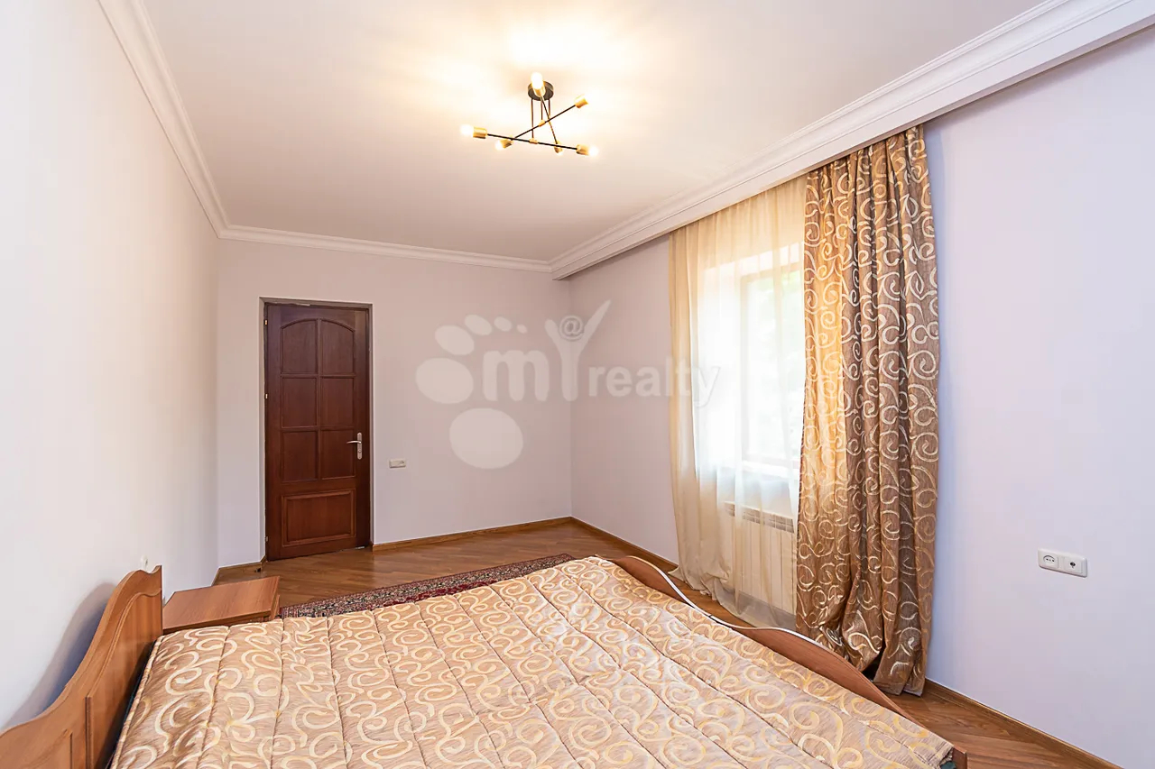 House for sale Pahlavunyats st, Tsaghkadzor Kotajk, 160992